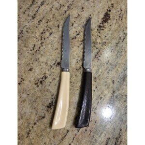 Lot of 2 Quikut Stainless USA Steak Knife Cream & Wood Pattern Plastic Handle